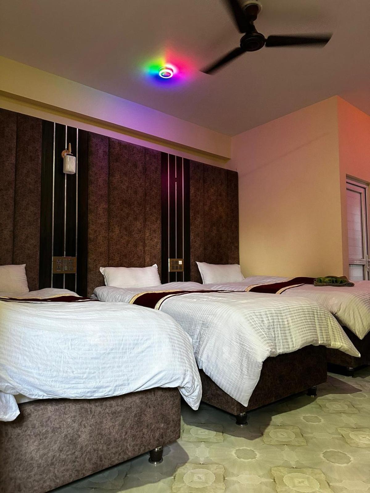Hotel Hot Pot, Dhangadhi ภายนอก รูปภาพ